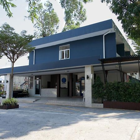 Deejai Hotel Si Racha Εξωτερικό φωτογραφία
