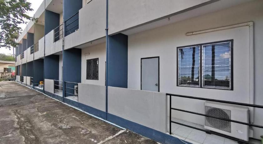 Deejai Hotel Si Racha Εξωτερικό φωτογραφία